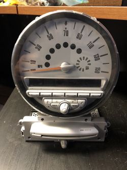 07-10 minicooper radio with speedometer