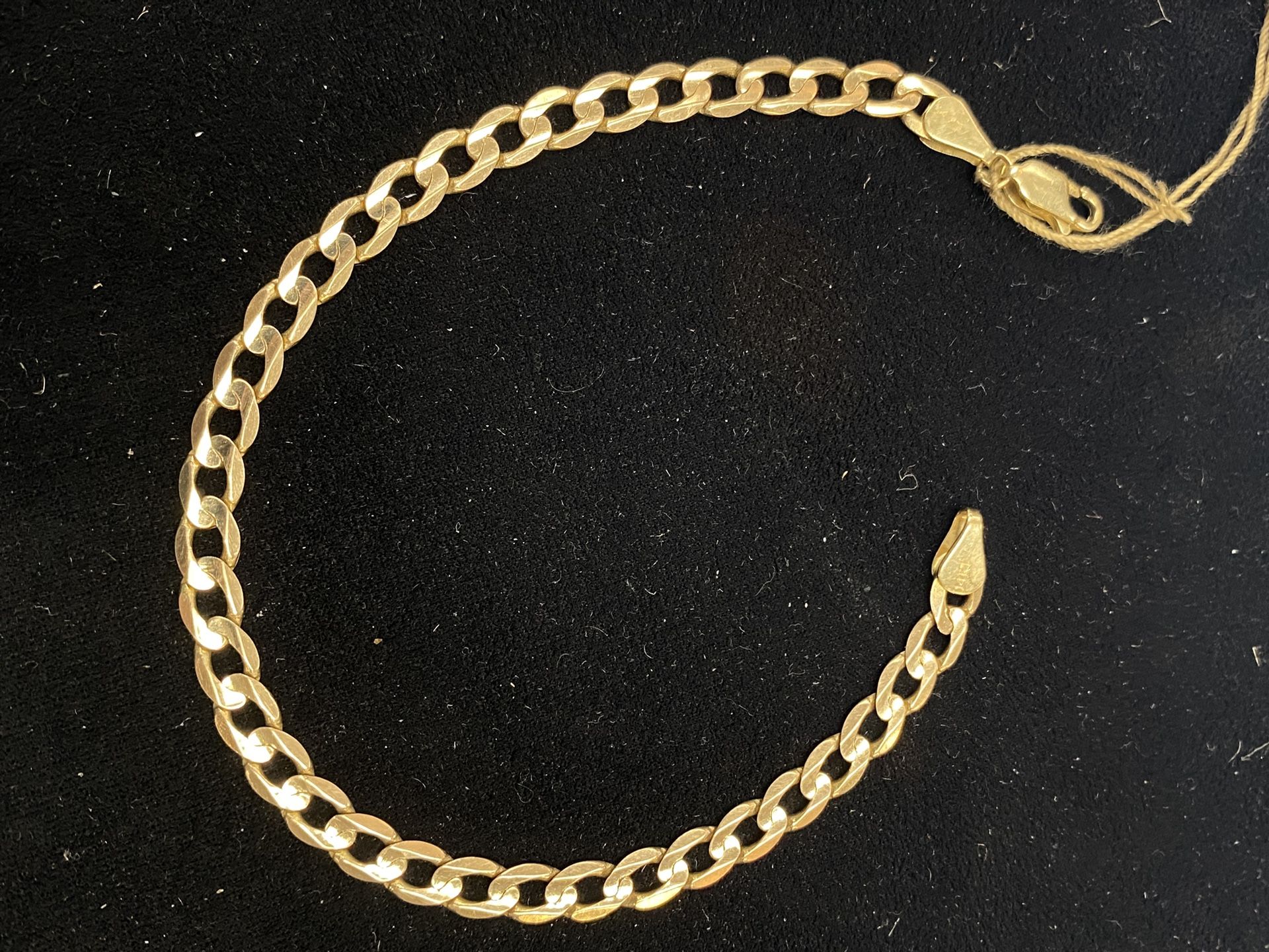 14k Gold Curb Bracelet 6.4G 8”