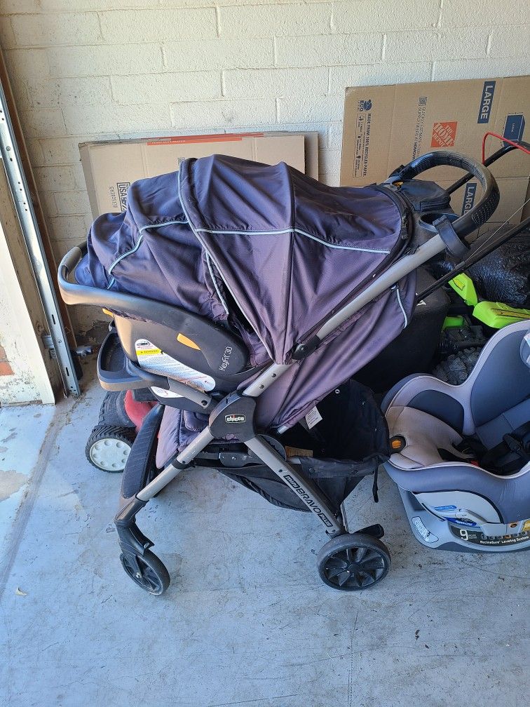 Chicco Mini Bravo Plus Travel System