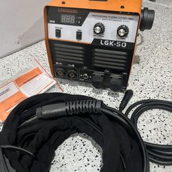 Sonnler LGK-50 plasma cutter / MMA welder with a built-in air compressor, and it’s 220V