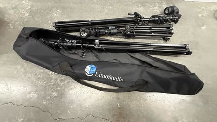 LimoStudio Photography Lighting Kit – 3 Stands, Lights & Umbrellas
