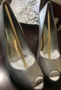 Brand NEW in box, Michael Kors Silver Heels, size 8.0