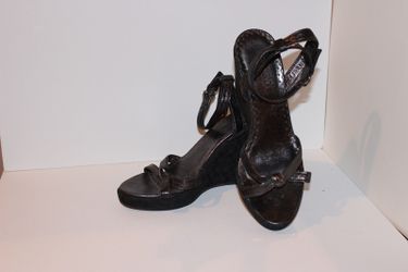 Coach, platform wedge