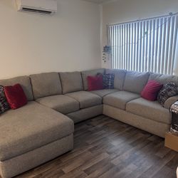 3pc Sectional Couch