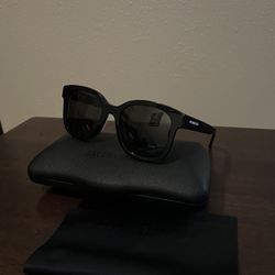 Balenciaga Sunglasses For Woman Or Men