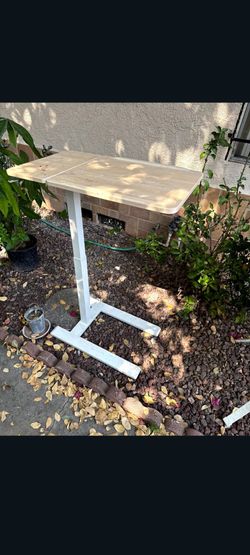Portable Adjustable Laptop Desk Table | Mobile Standing Workstation