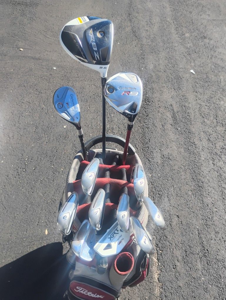 Golf Clubs! Men's TaylorMade Complete Set!