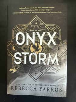 SIGNED Onyx Storm Deluxe Edition