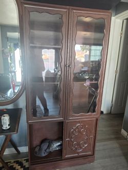 FREE Glass Cabinet