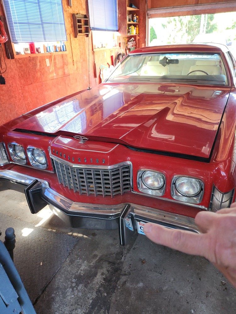 1976 Ford Thunderbird