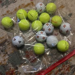 16 Taylormade TP5x Balls