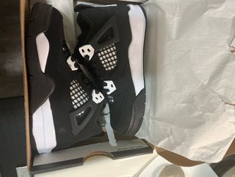 Size US Y 10.5 Air Jordan 4 Retro PS’ White Thunder