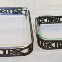 Pyrex In Metal Base