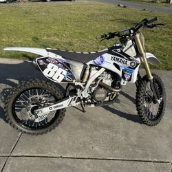 Yamaha YZ 450F Dirt Bike