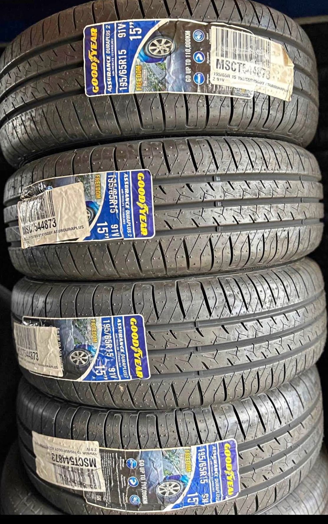 195 65 15 Vendo Un Set De Llantas Nuevas Con Garantía Marca GOODYEAR