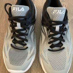 Fila Women’s Size 7.5
