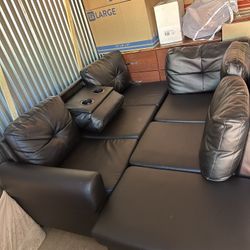 Sectional With Ottoman 
