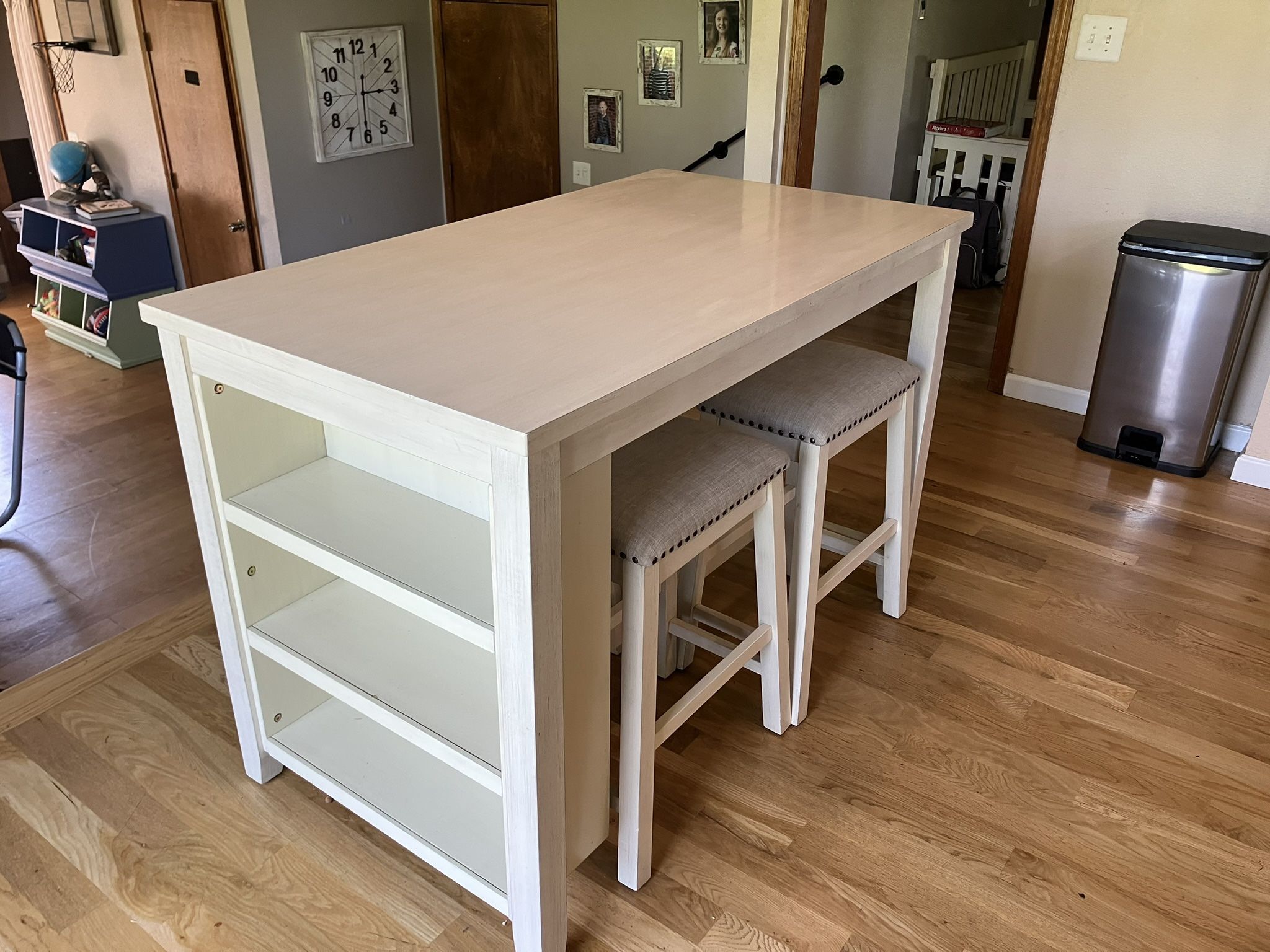 Tall Kitchen Table Set
