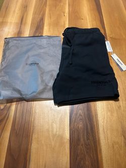Fear of God Essentials Shorts Black
