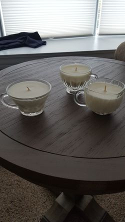 Vintage vanilla soy candles