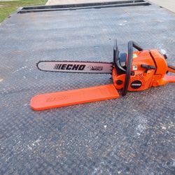 Echo Timber Wolf Chain Saw 20in NEW 
