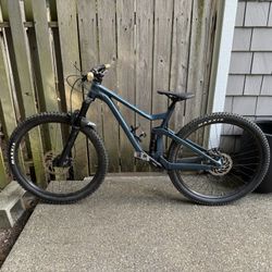 2022 Scott Genius 960 For Sale- Barely Used Great Condition