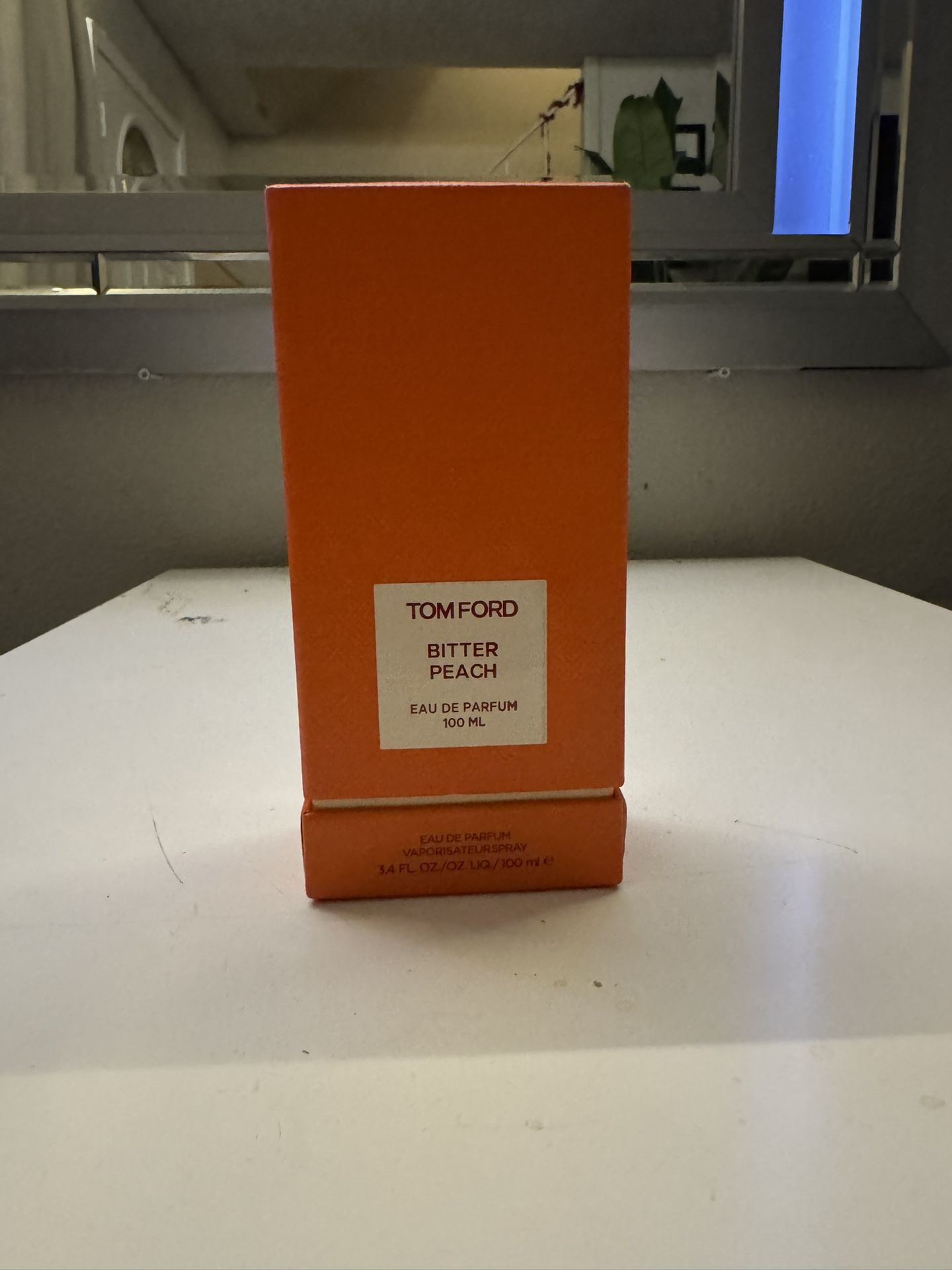 Tom Ford Bitter Peach Colonge