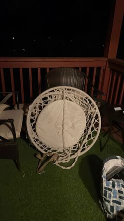 Outdoor swing