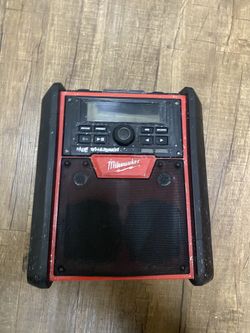 Milwaukee M18 Radio And Charger
