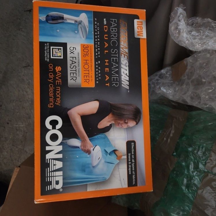 Fabric Steamer With Dual Heat