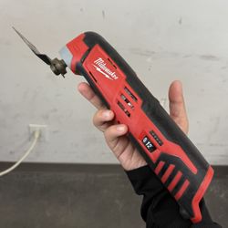 Milwaukee Multi Tool