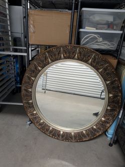 Decorative wall mirror