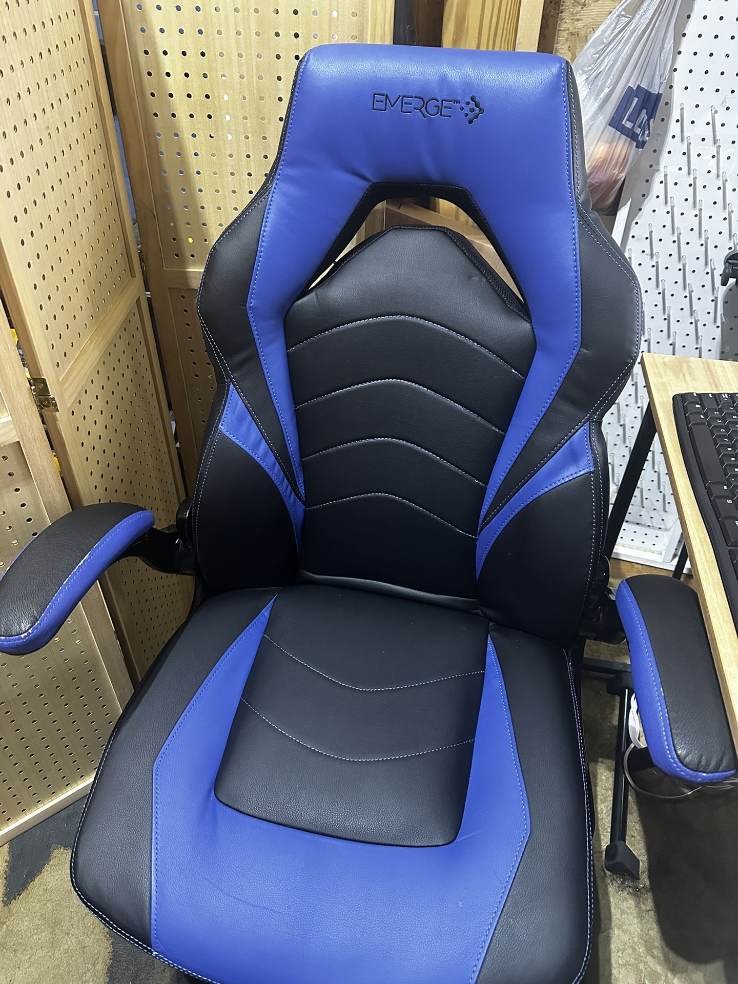 Emerge Vortex Bonded Leather Ergonomic Gaming Chair