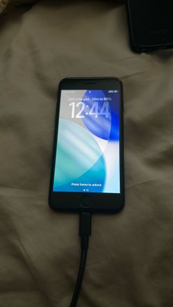 Apple iPhone SE (3rd Gen) 2022 - 64GB Black - Excellent Used Condition