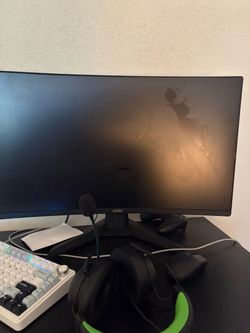 MSI Curved Gaming Monitor