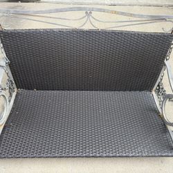 Porch Swing With Chains 