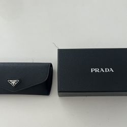 Prada Sunglasses Unisex 