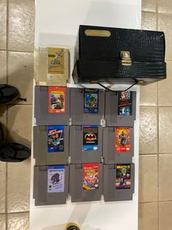 NES Game Lot with Carry Case – 10 Games