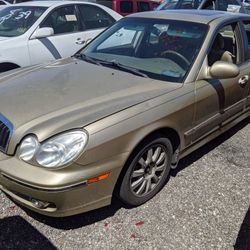2003 Hyundai Sonata PARTS @ U-Pull Auto Parts 049103
