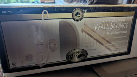 Set of two wall sconces