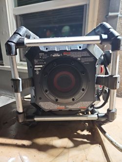 Bosch Radio /charger A Little Dirty But In Great Condition