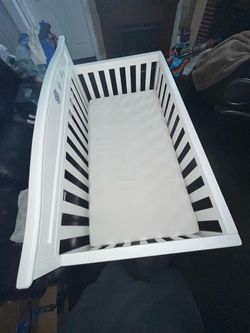 Delta Children Emery 4-in-1 Crib + Serta Mattress