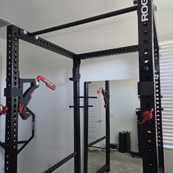 Rogue RM-4 Fortis Power Rack & Monster Monolifts