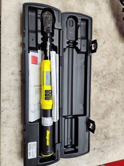 Snap-on Electronic Torque Wrench with Case