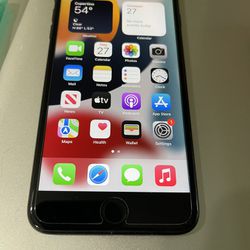 Apple iPhone 7 Plus 32gb Unlocked In Good Condition. Unlocked And can Be Used by Any Carrier. 