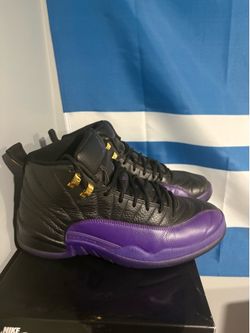 Jordan 12  size 11
