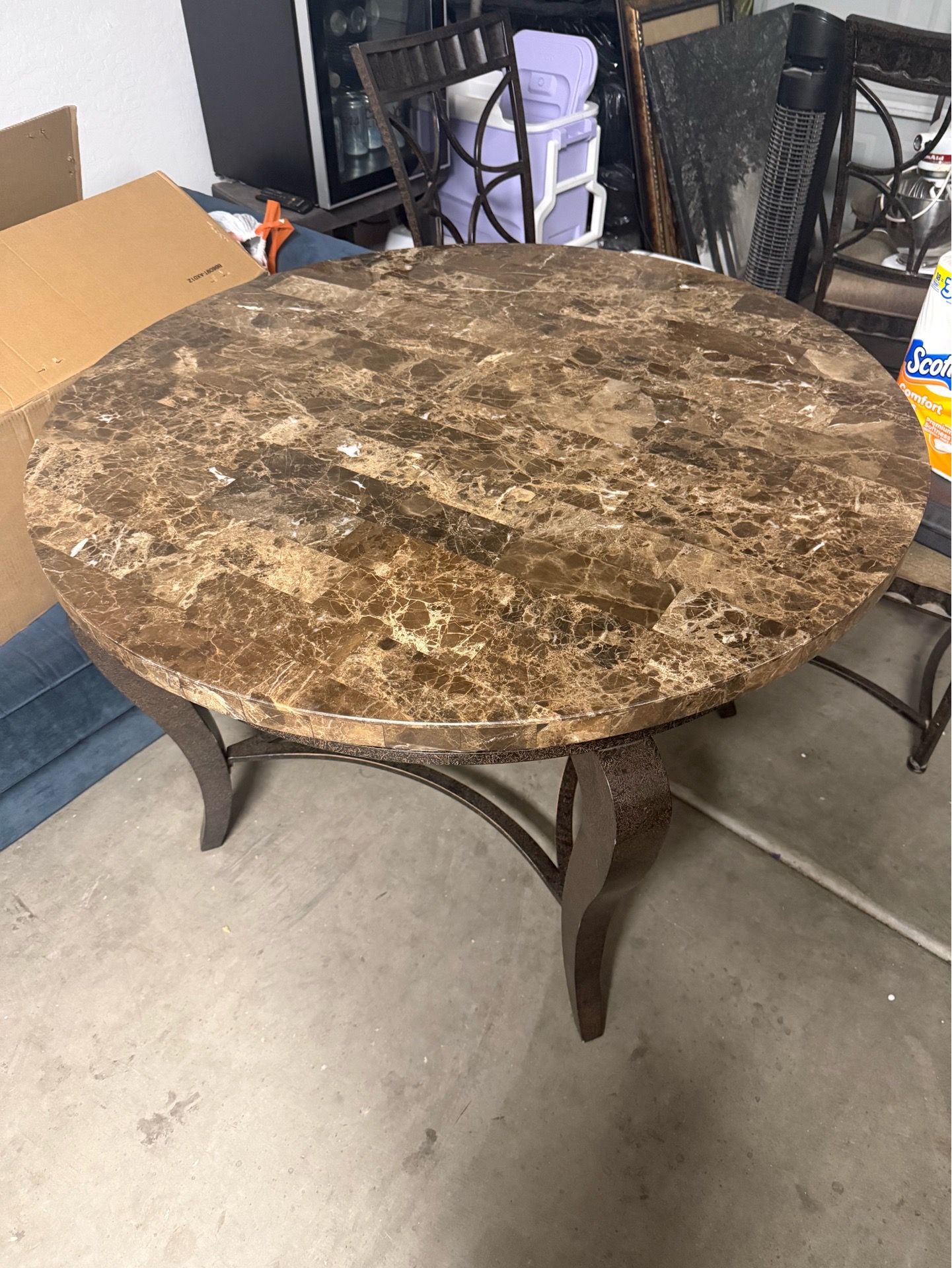 KITCHEN TABLE