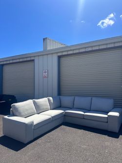 🛋️Modern Light Gray Sectional Sofa | COUCH+DELIVERY – $600