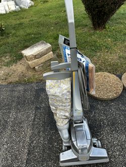 kIRBEY sweeper Very Rarely Used Was My Father’s 