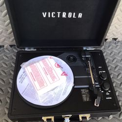 Victrola - Journey+ Bluetooth Suitcase Record Player - Black